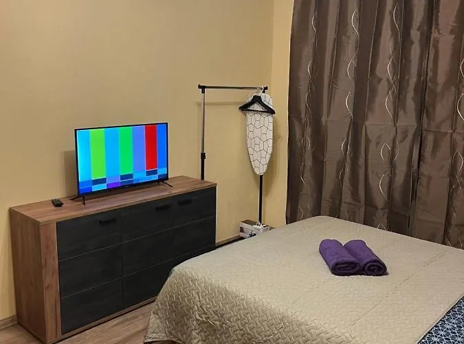 Cat Garden Modern Apartment Riga